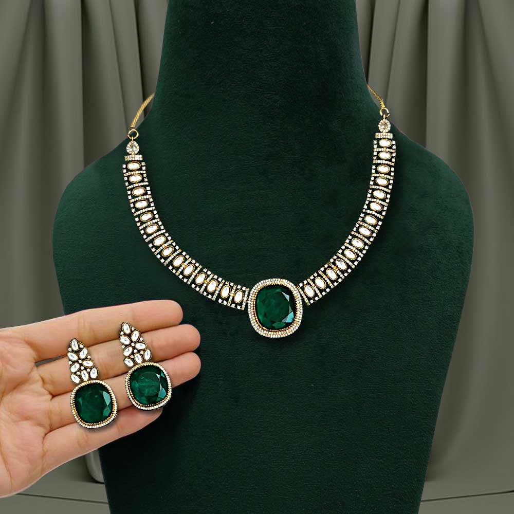 MG Victorian Emerald Necklace Set