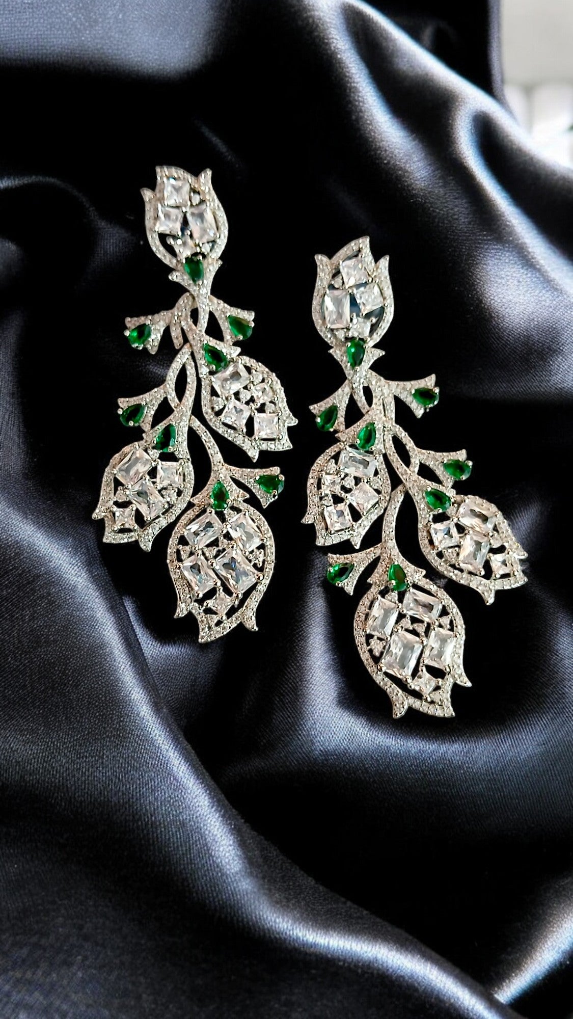 Diamond Elegance CZ Designer Semi Bridal Set