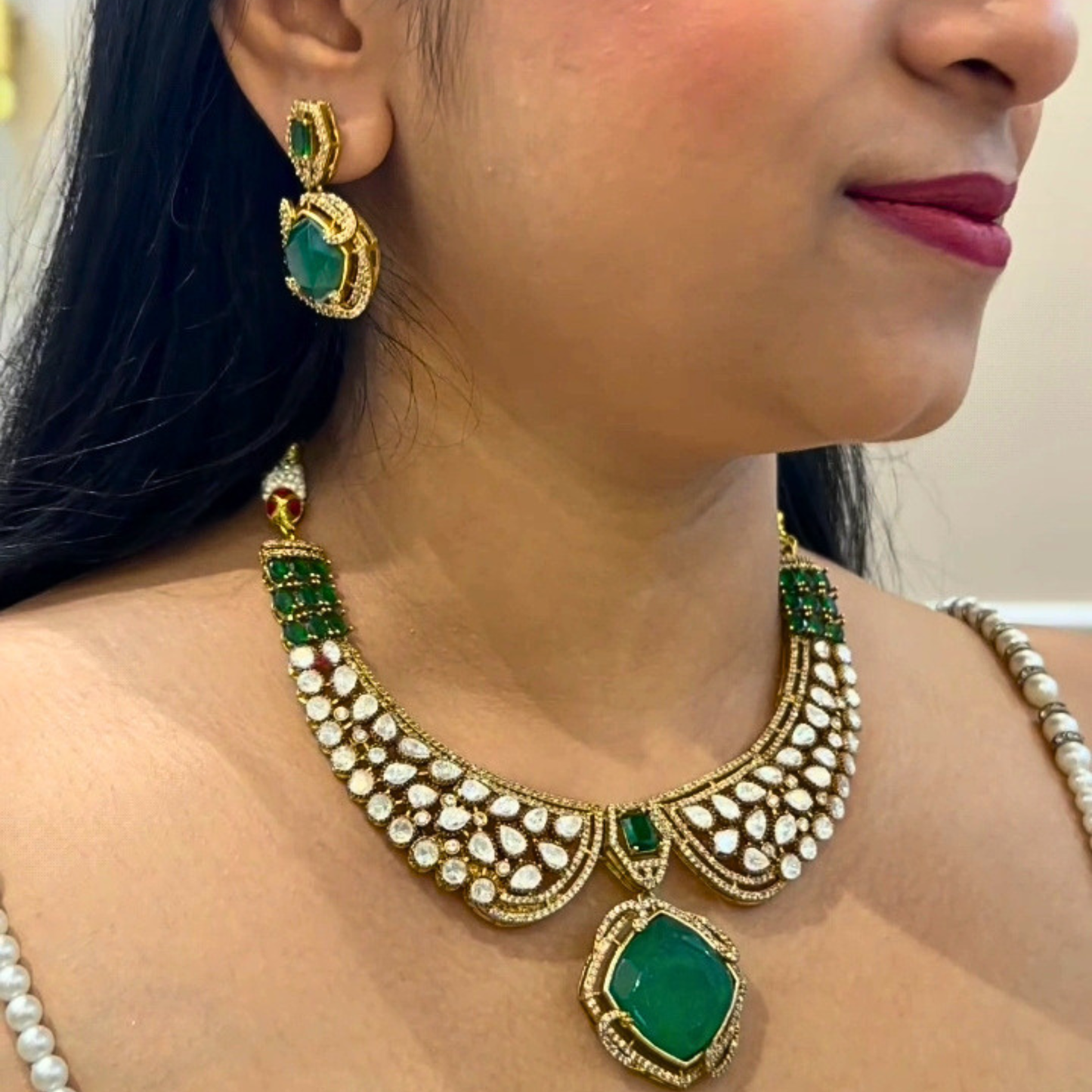 Zaria Emerald Moissanite Necklace Set