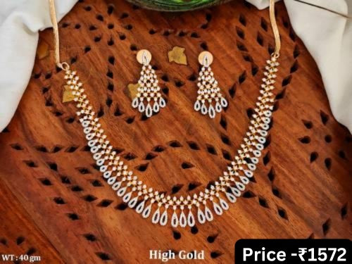 Elegant High Gold Necklace Set