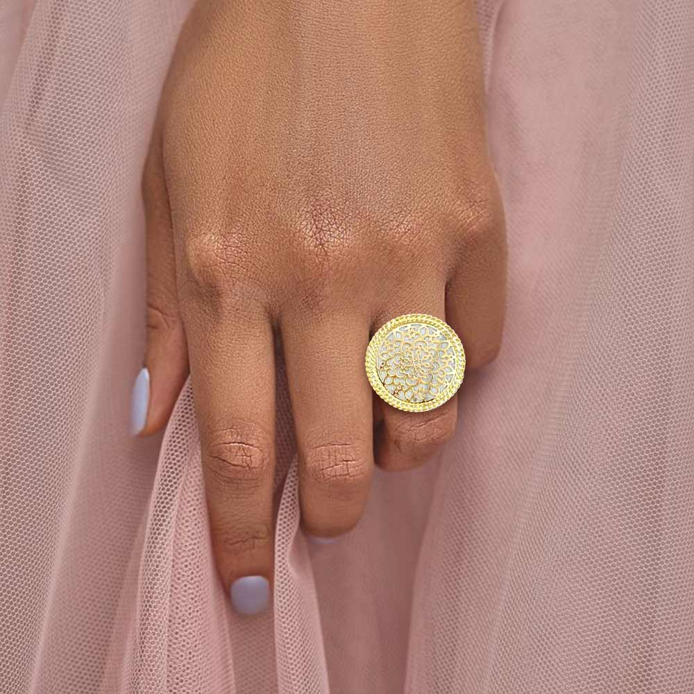 Ivory Round Flower Thewa Finger Ring