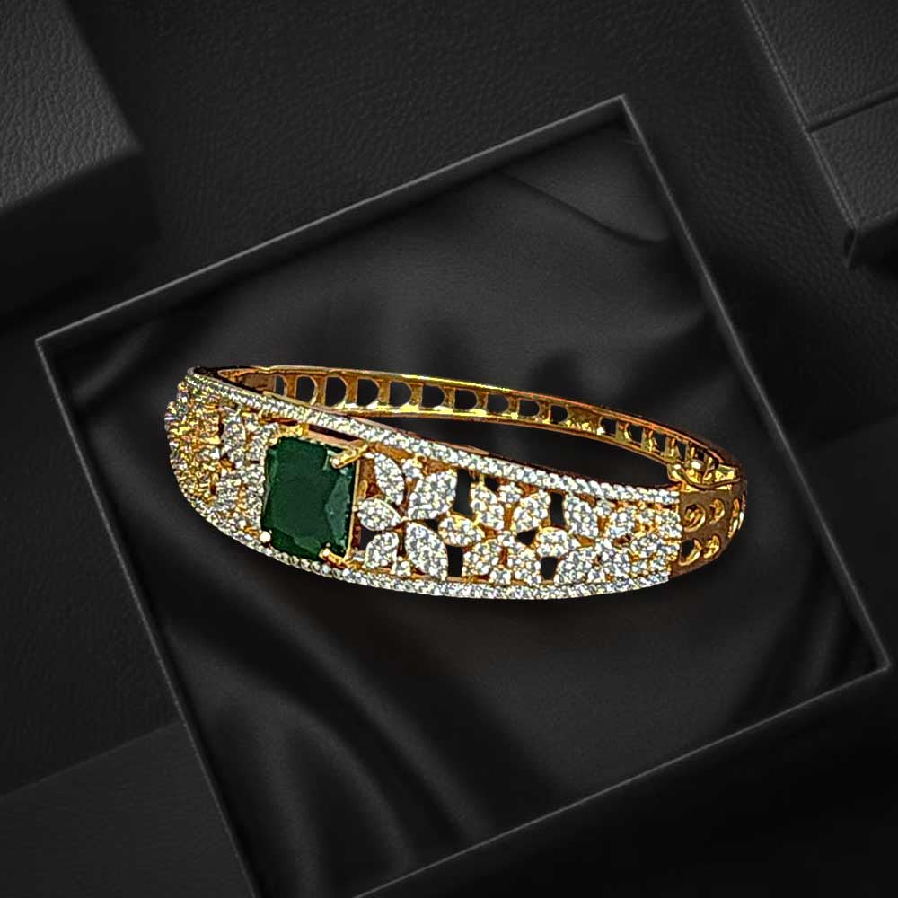 Emerald Luster Bracelet