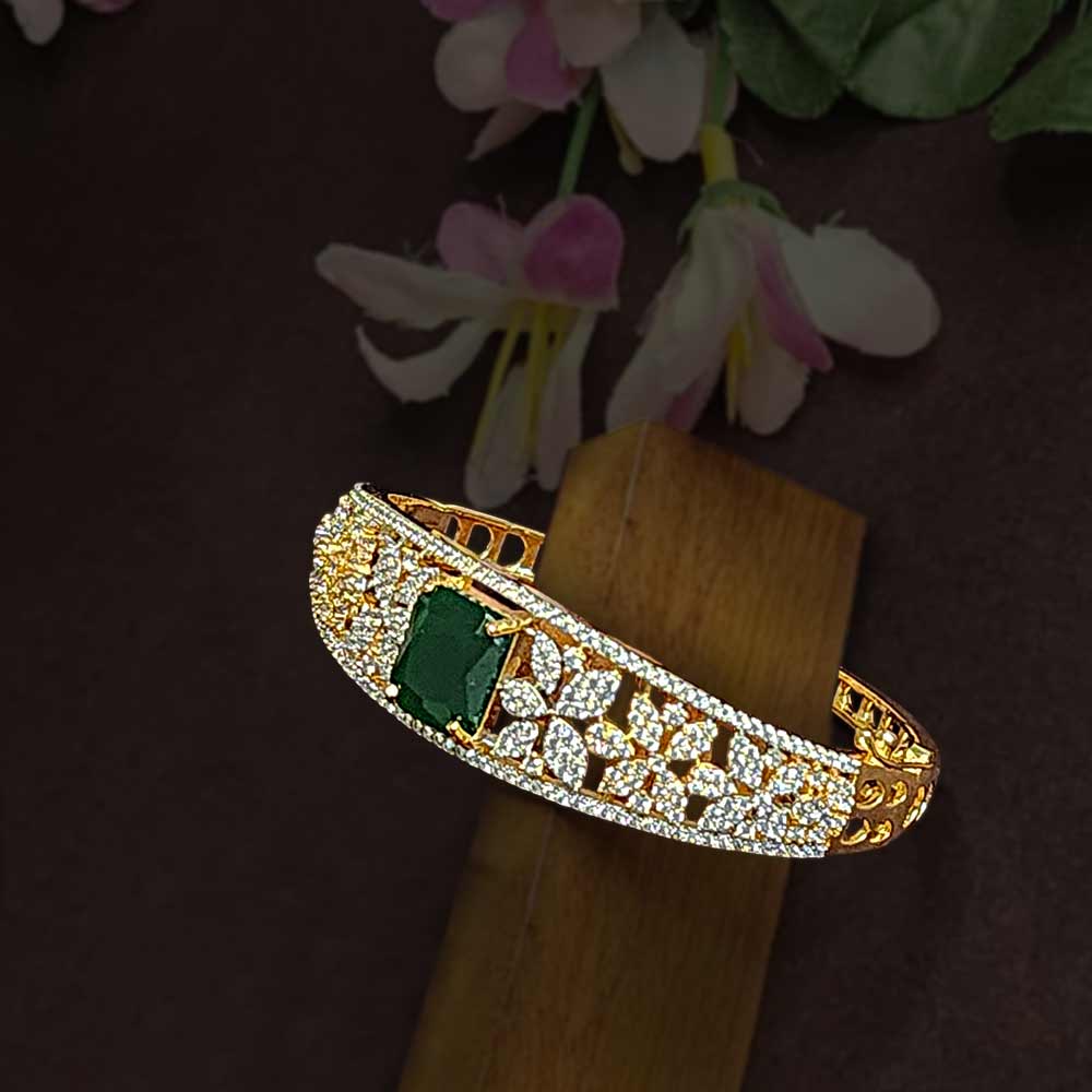 Emerald Luster Bracelet