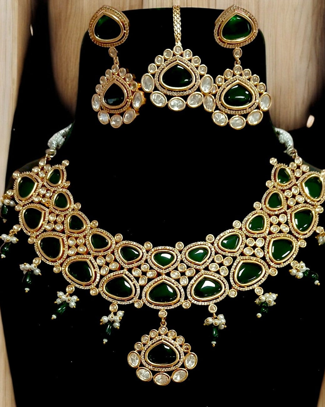 MG Emerald Semi Bridal Necklace Set