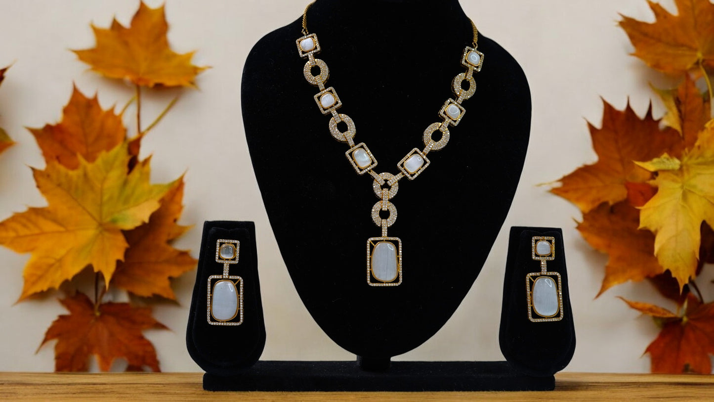 Pure Elegance Necklace Set