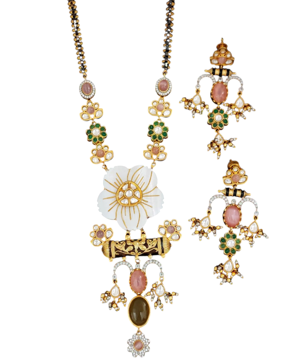 Blossom Grandeur Kundan Jewellery Set