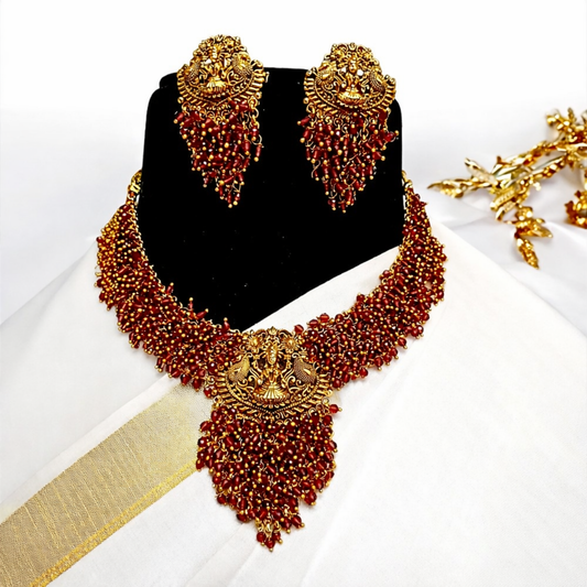 MG Laxmi Pendant Short Necklace set