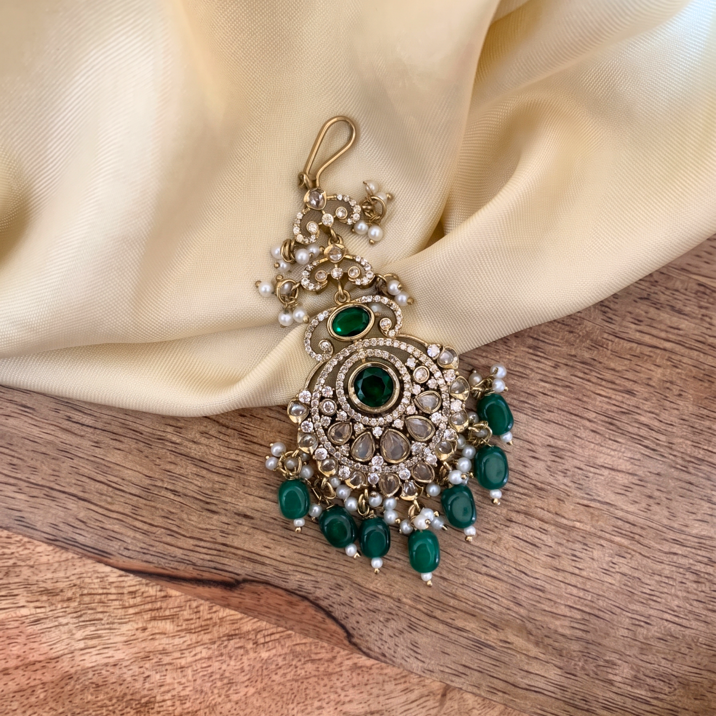 Emerald bridal choker set with maangtikka