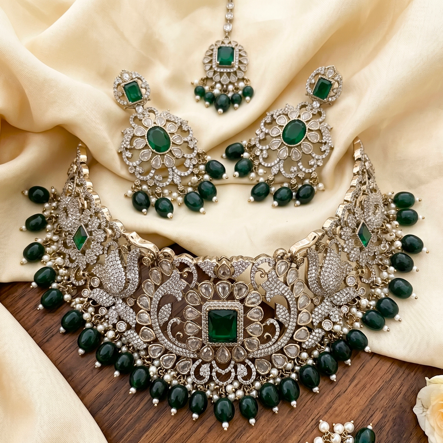 Emerald bridal choker set with maangtikka